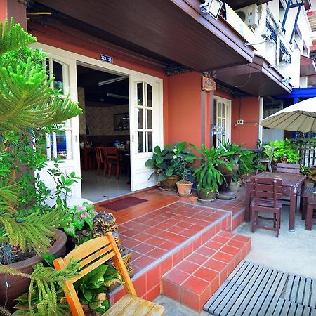 The Famous House - Jomtien Hotel Kültér fotó