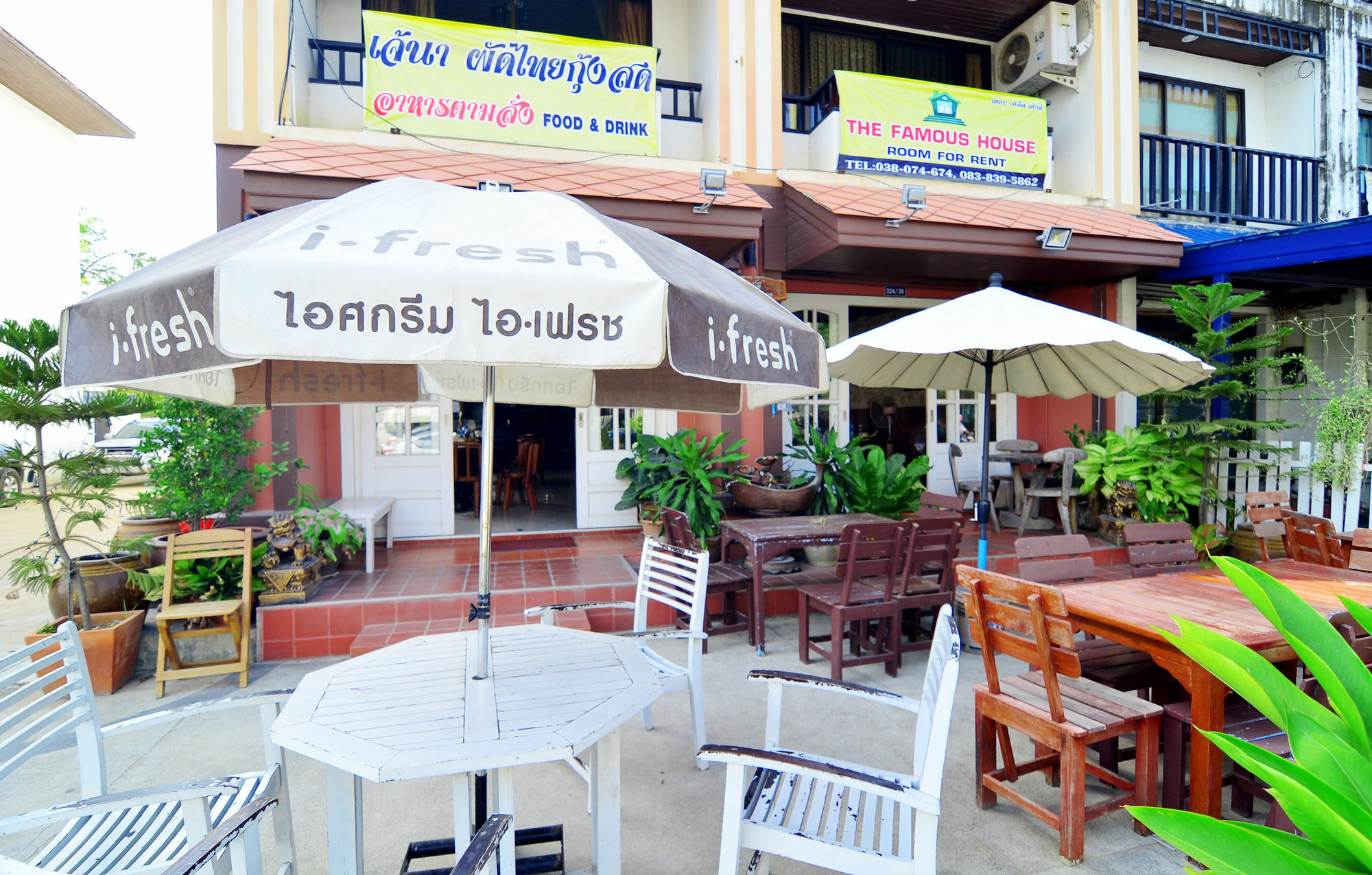 The Famous House - Jomtien Hotel Kültér fotó
